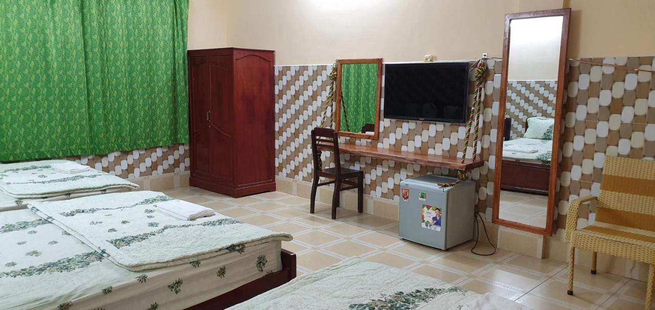 Nhà Nghỉ Việt Nga Hà Tiên Exterior foto